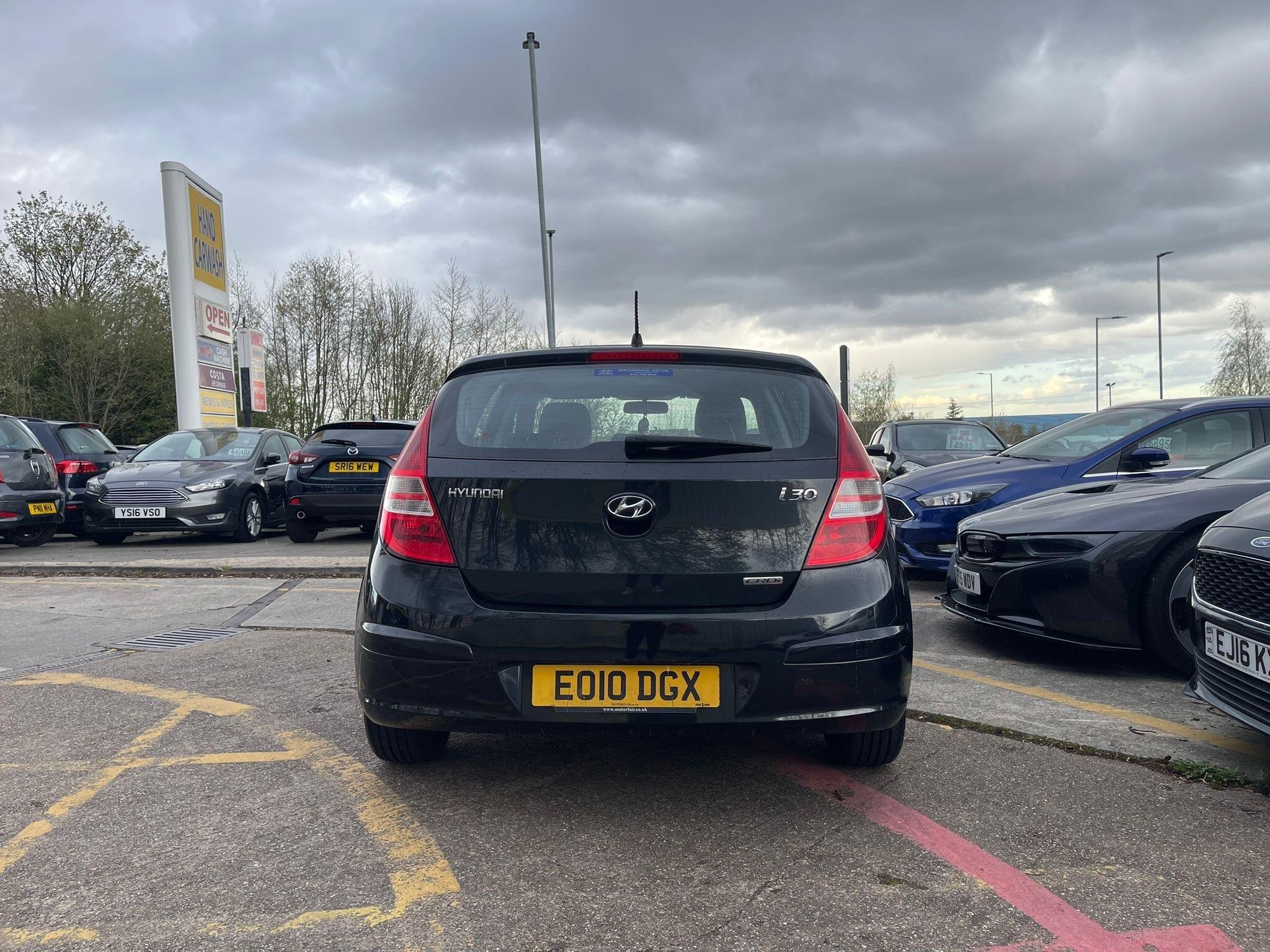 Hyundai i30 - Image 10