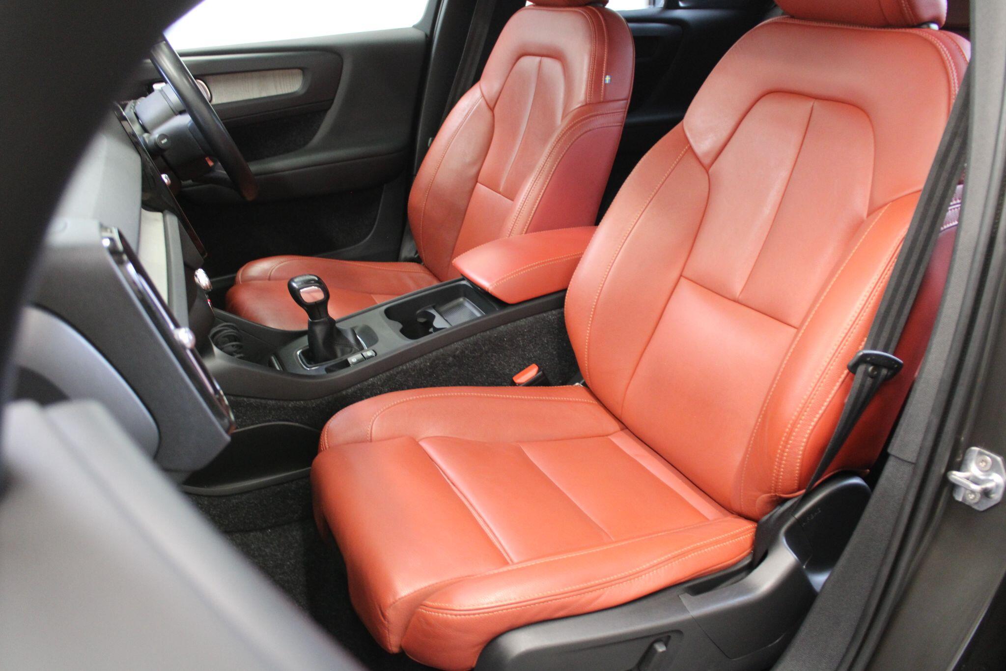 Volvo XC40 - Image 49