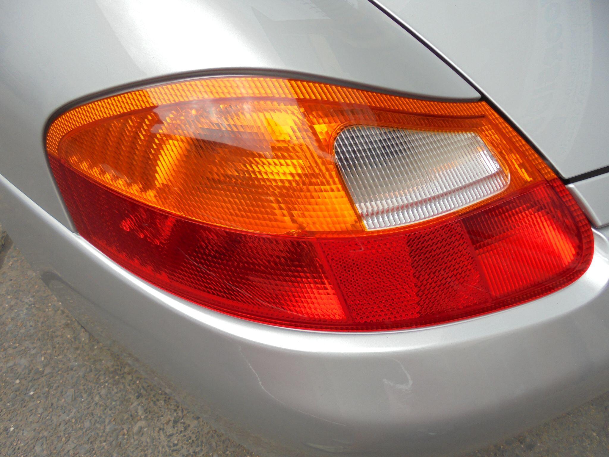 Porsche Boxster - Image 18