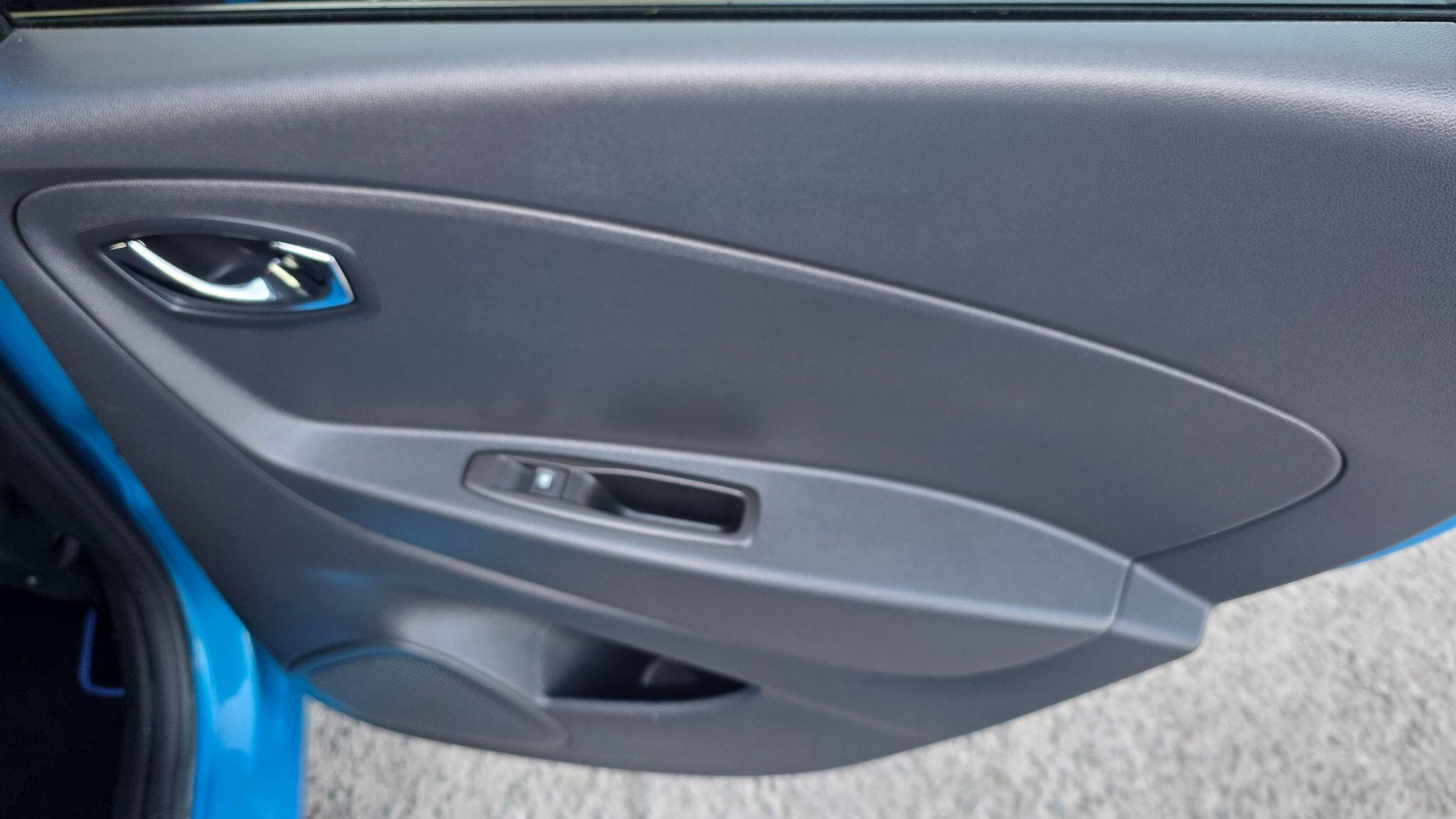 Renault Captur - Image 27