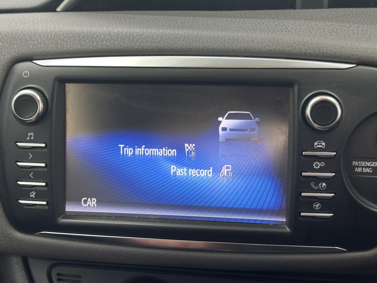 Toyota Yaris - Image 26