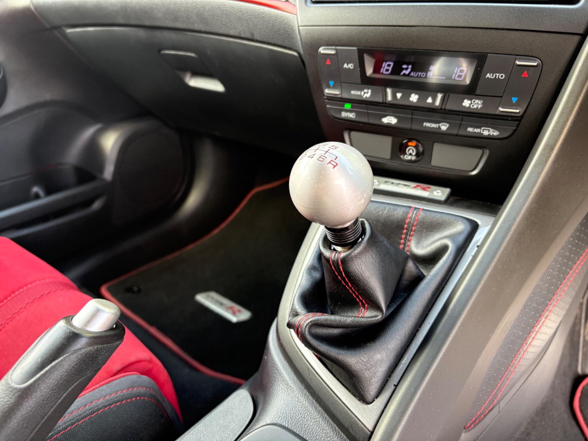 Honda Civic - Image 18