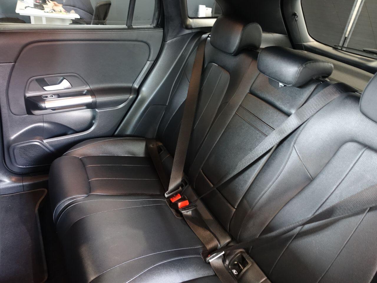 Mercedes-benz EQA - Image 17