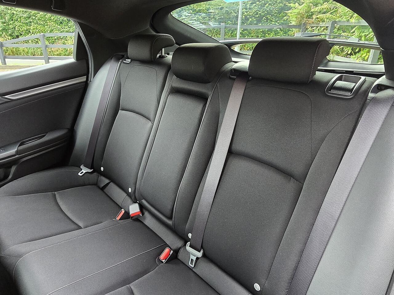 Honda Civic - Image 7