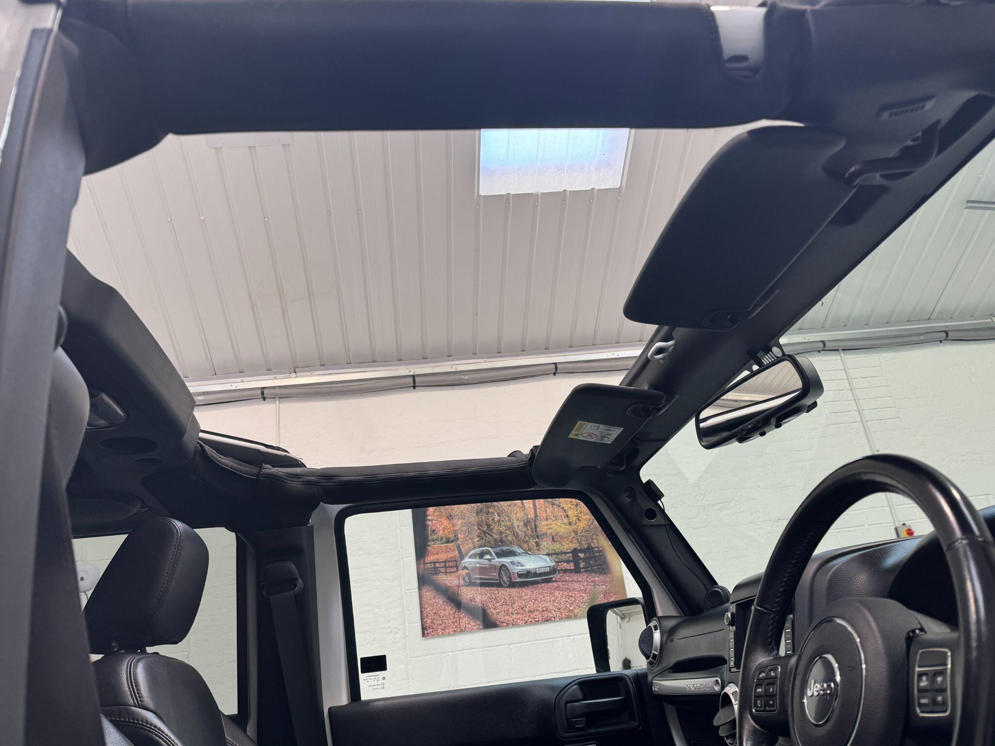 Jeep Wrangler - Image 70