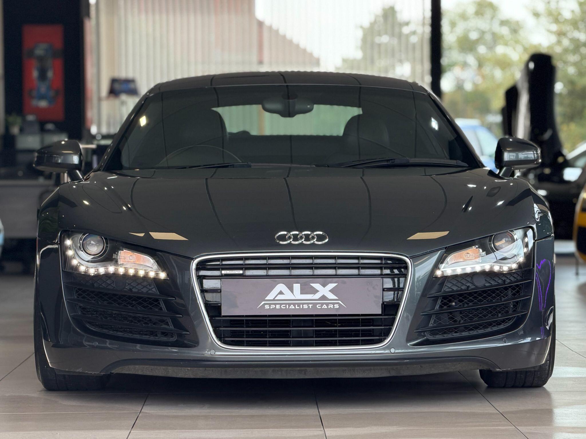 Audi R8 - Image 4