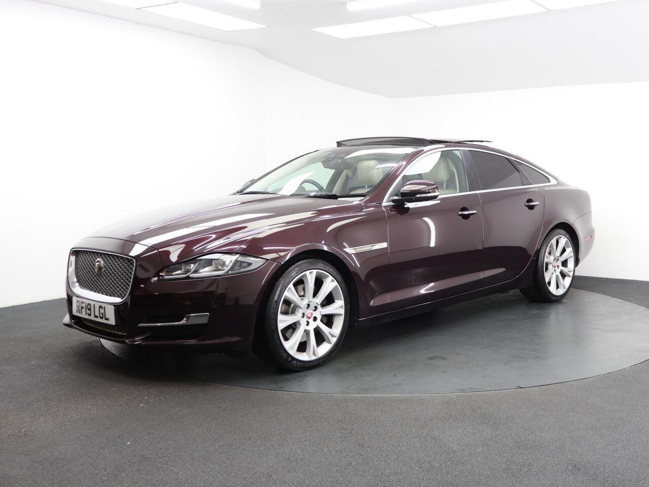 Jaguar XJ - Image 3