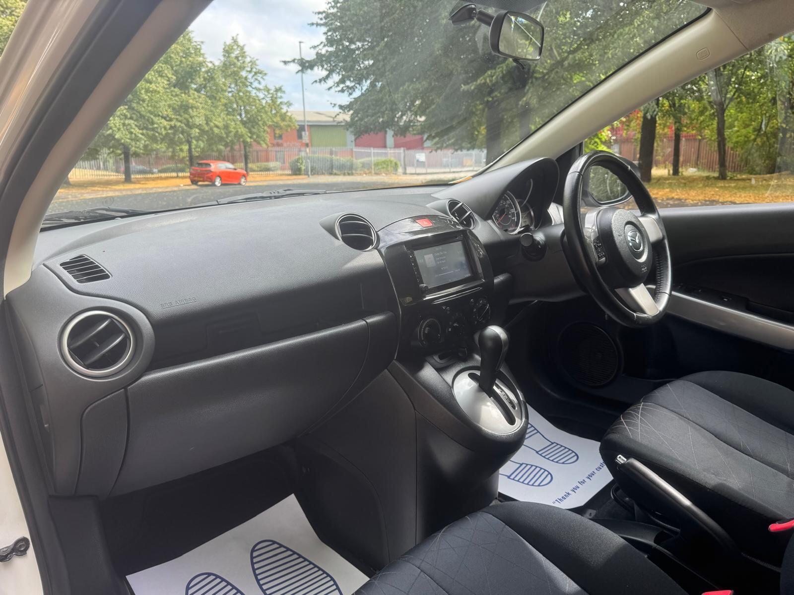 Mazda MAZDA2 - Image 19