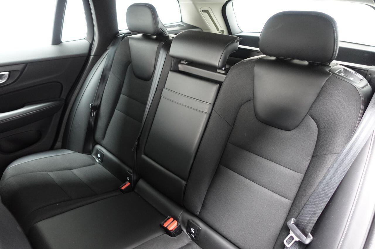 Volvo V60 - Image 20