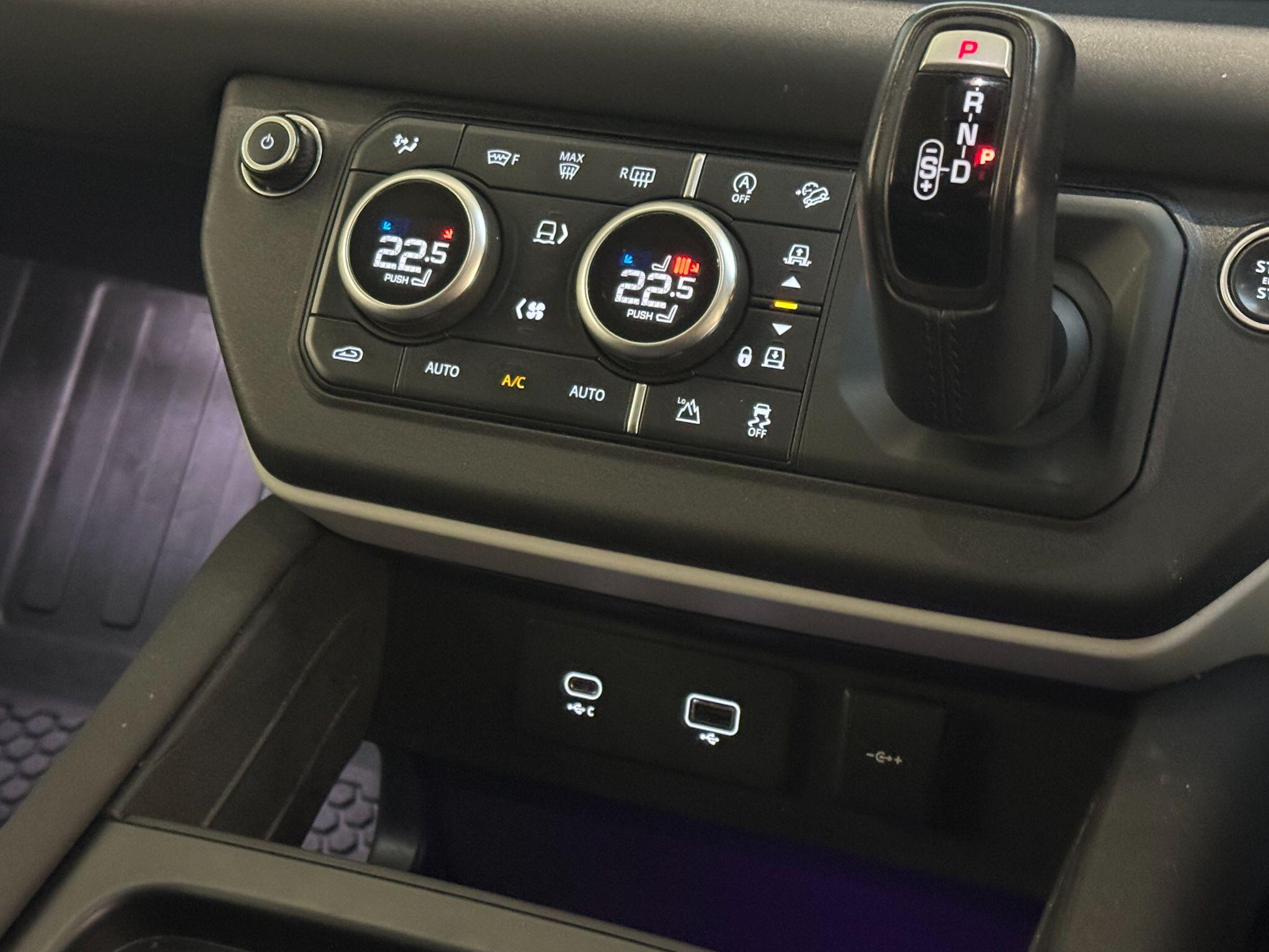 Land Rover Defender 110 - Image 39