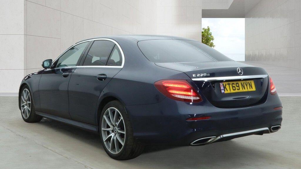 Mercedes-benz E-CLASS - Image 6