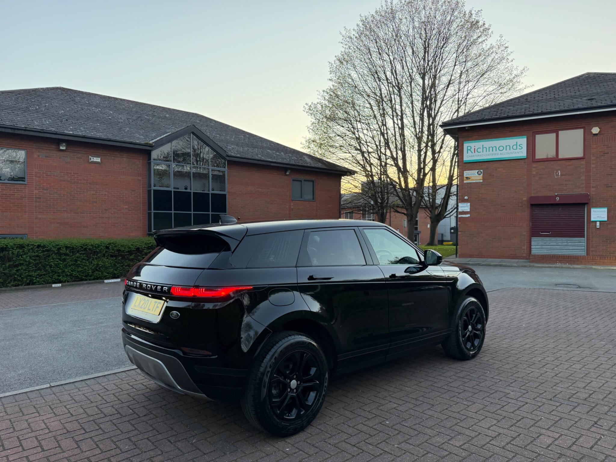 Land Rover Range Rover Evoque - Image 26
