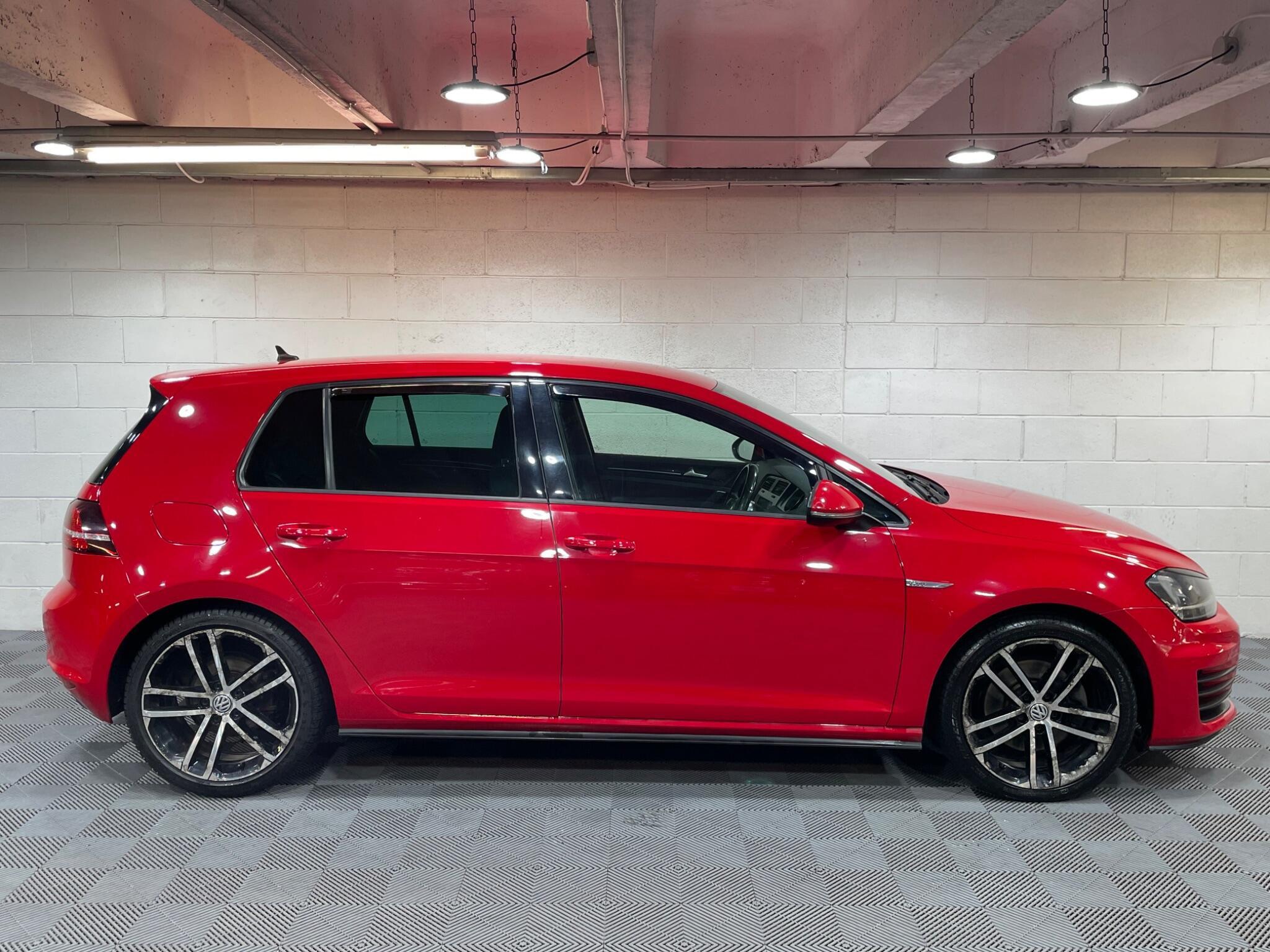 Volkswagen Golf - Image 5