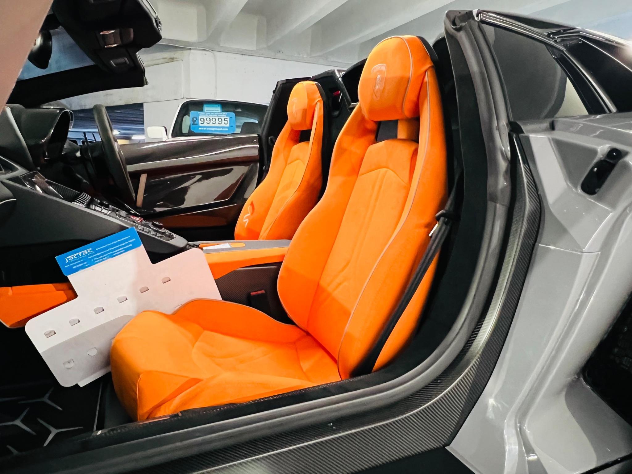 Lamborghini Aventador - Image 17