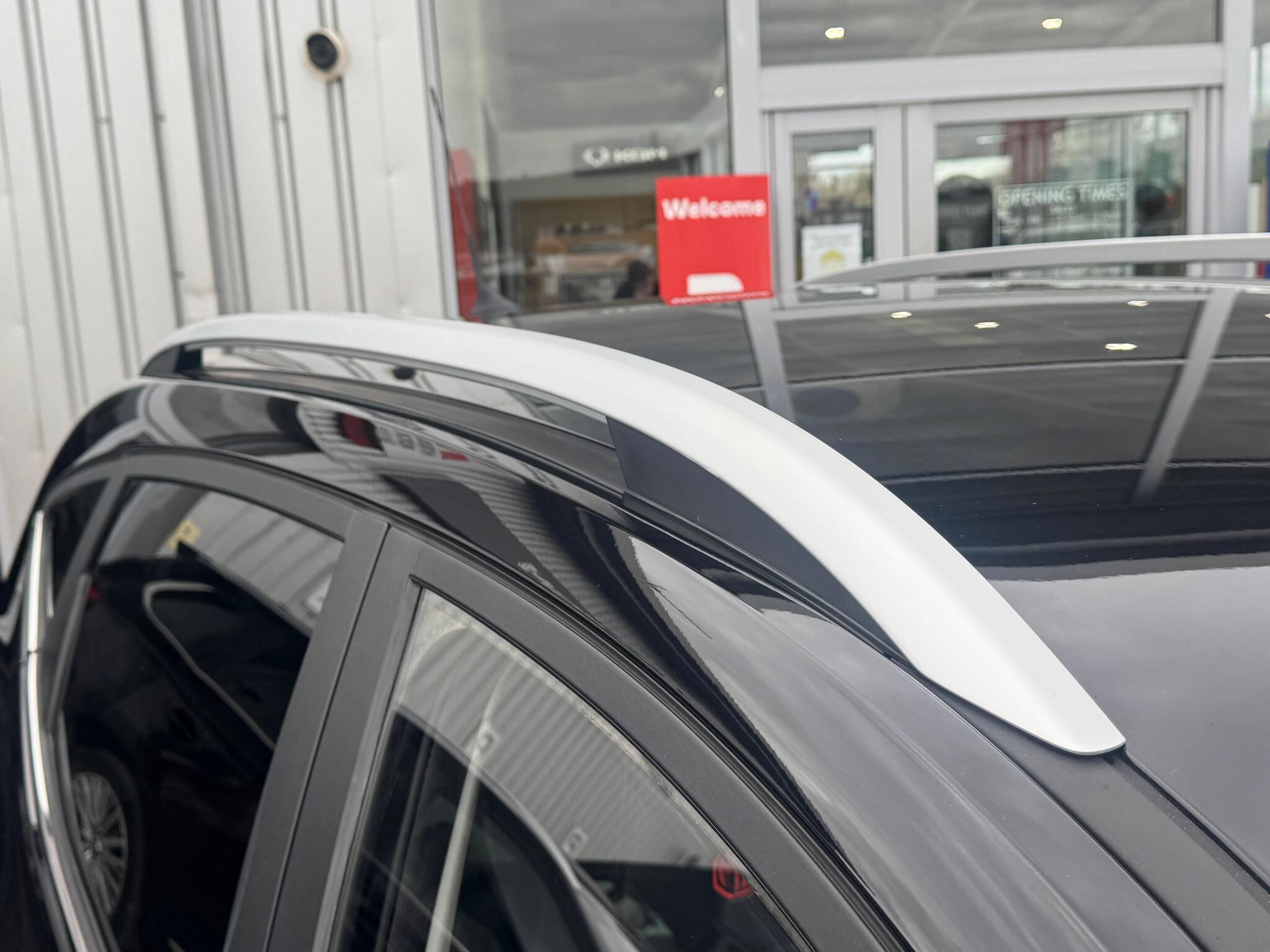 MG MG ZS - Image 10