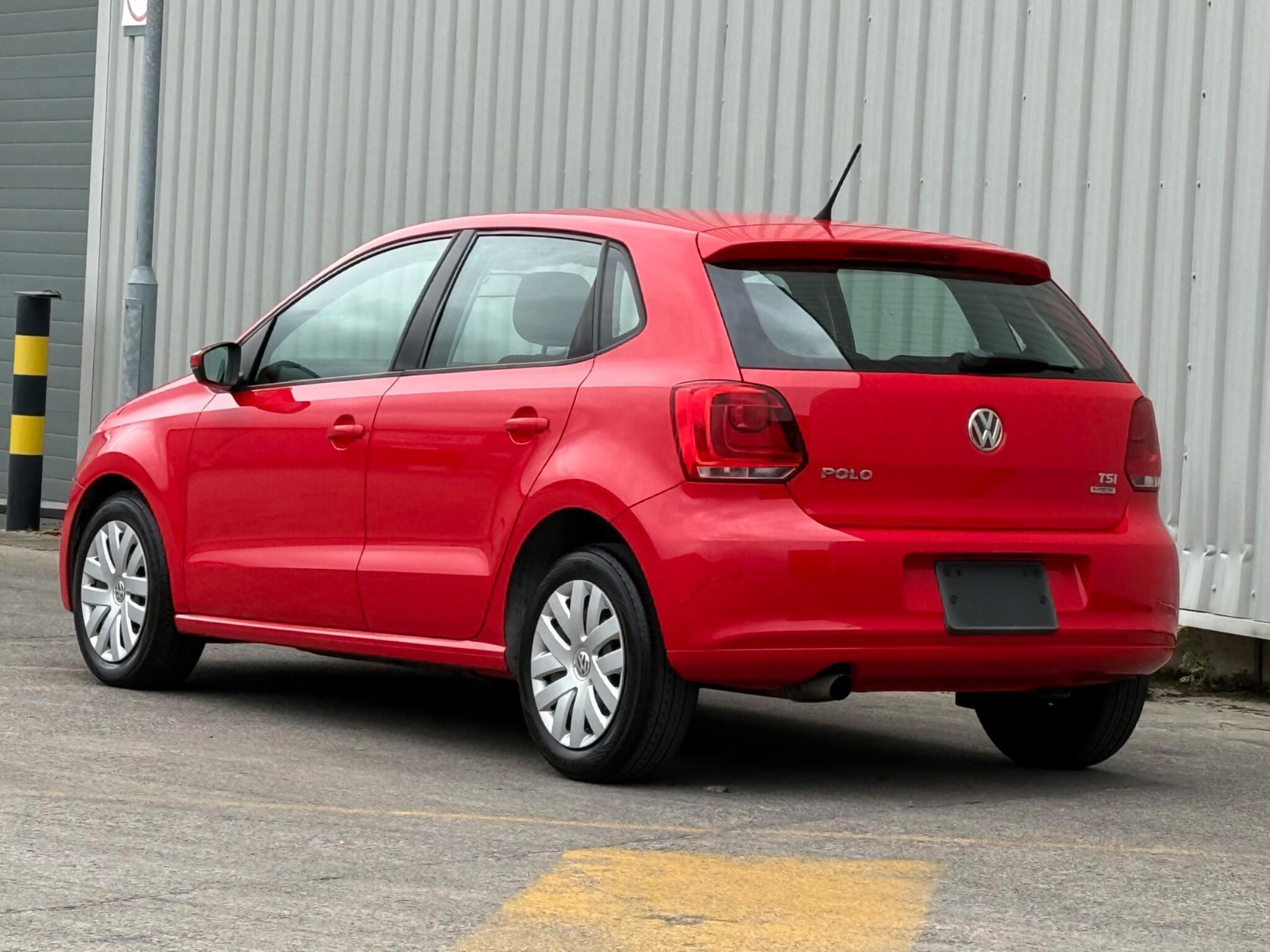 Volkswagen Polo - Image 10