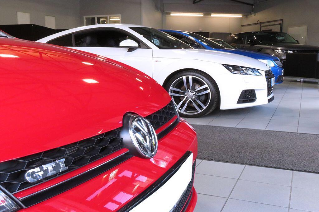 Volkswagen Golf - Image 43