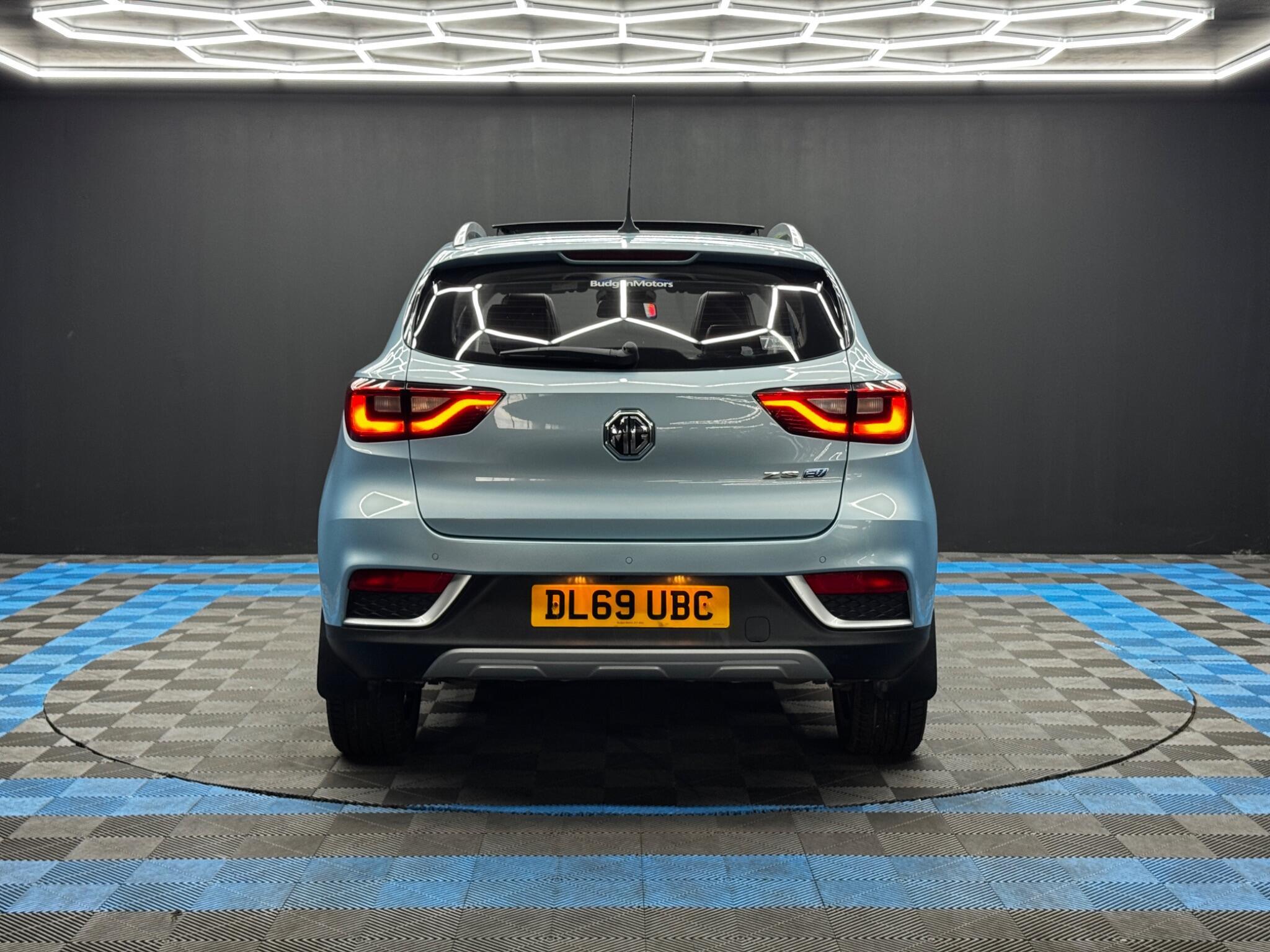 MG MG ZS - Image 6