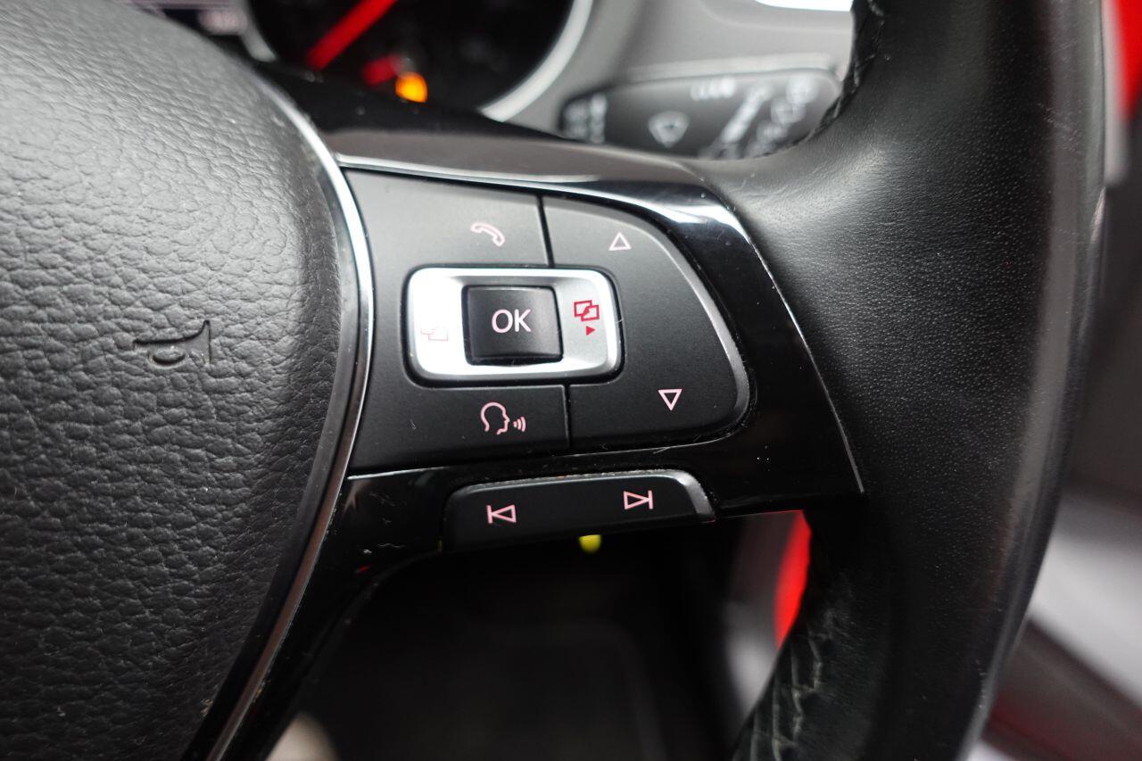 Volkswagen Polo - Image 11