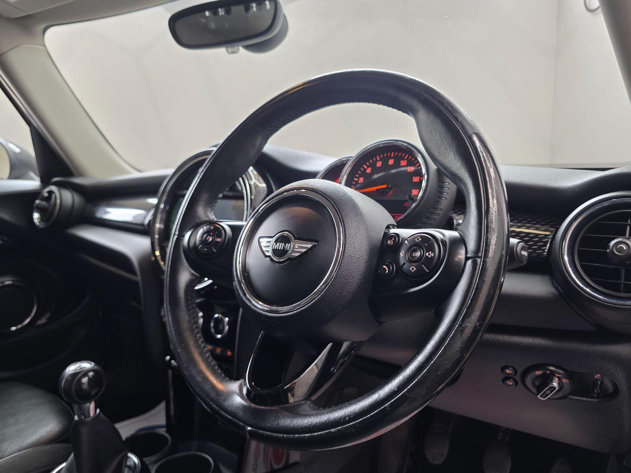 MINI Hatch - Image 13
