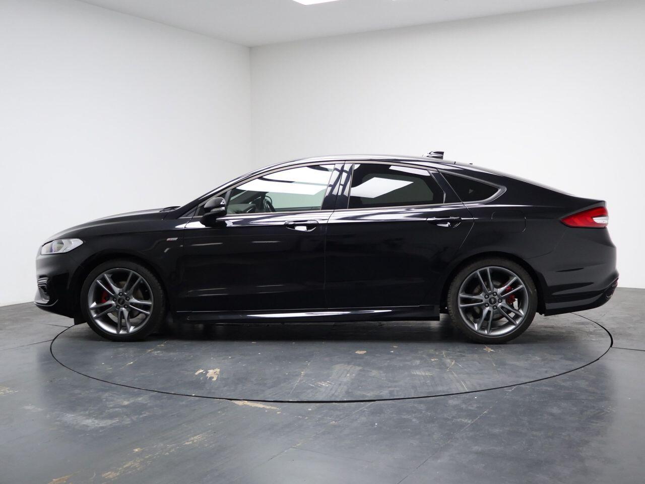 Ford Mondeo - Image 8