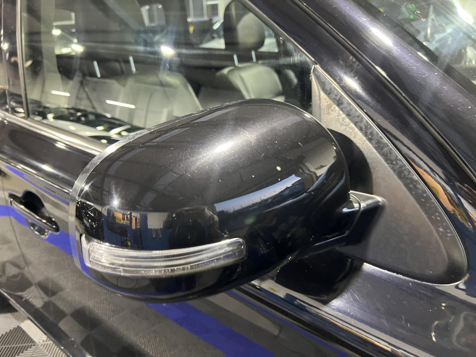 Mitsubishi Outlander - Image 11