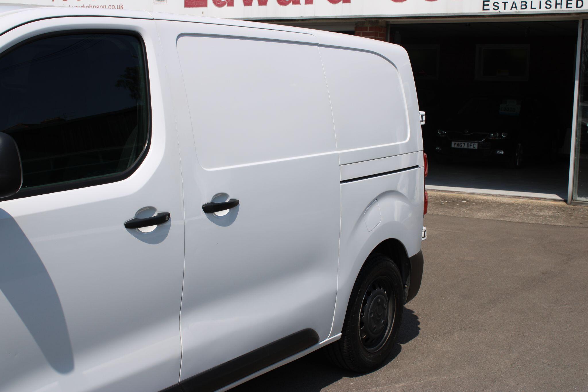 Citroen e-Dispatch - Image 10