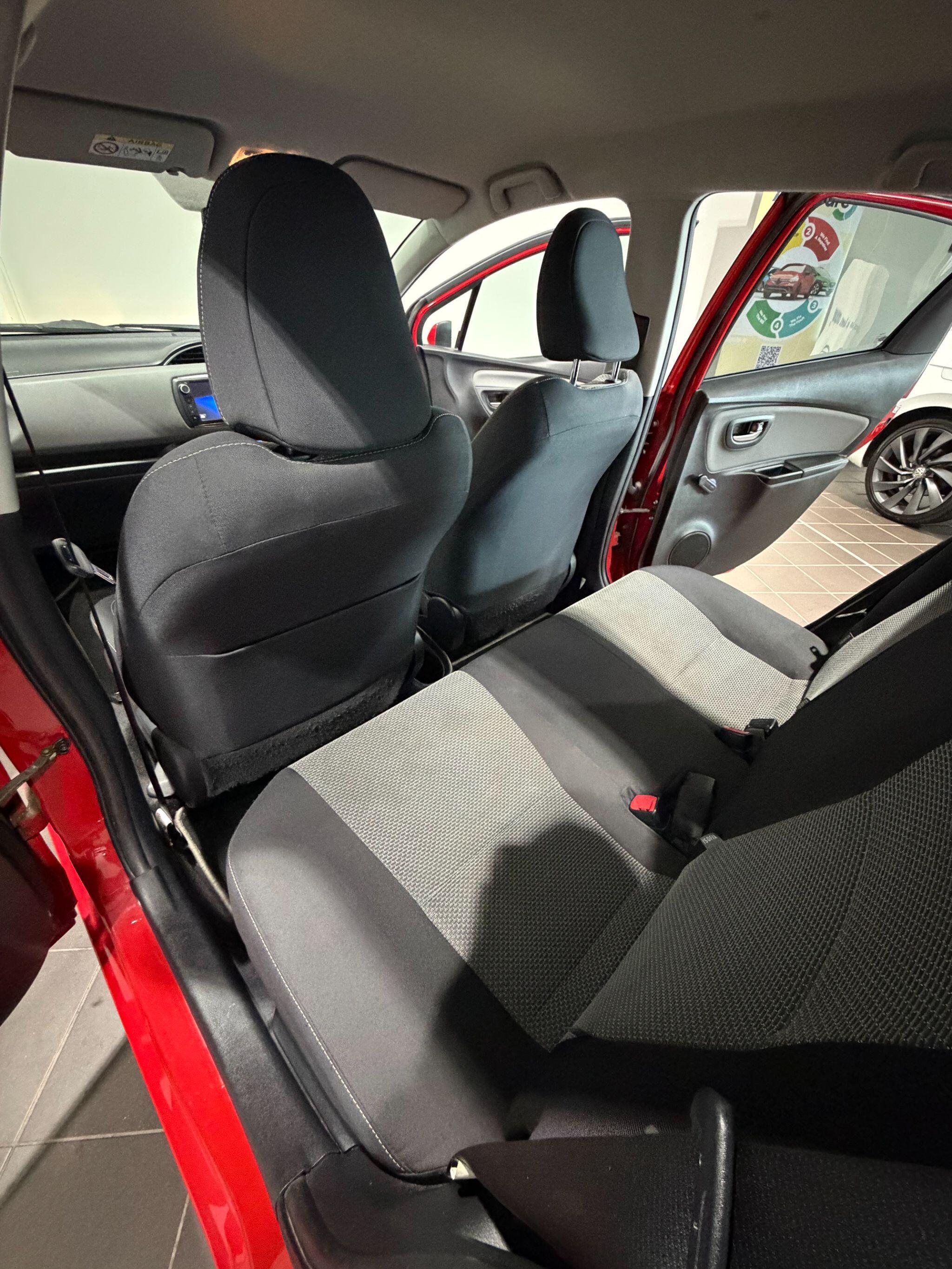 Toyota Yaris - Image 13