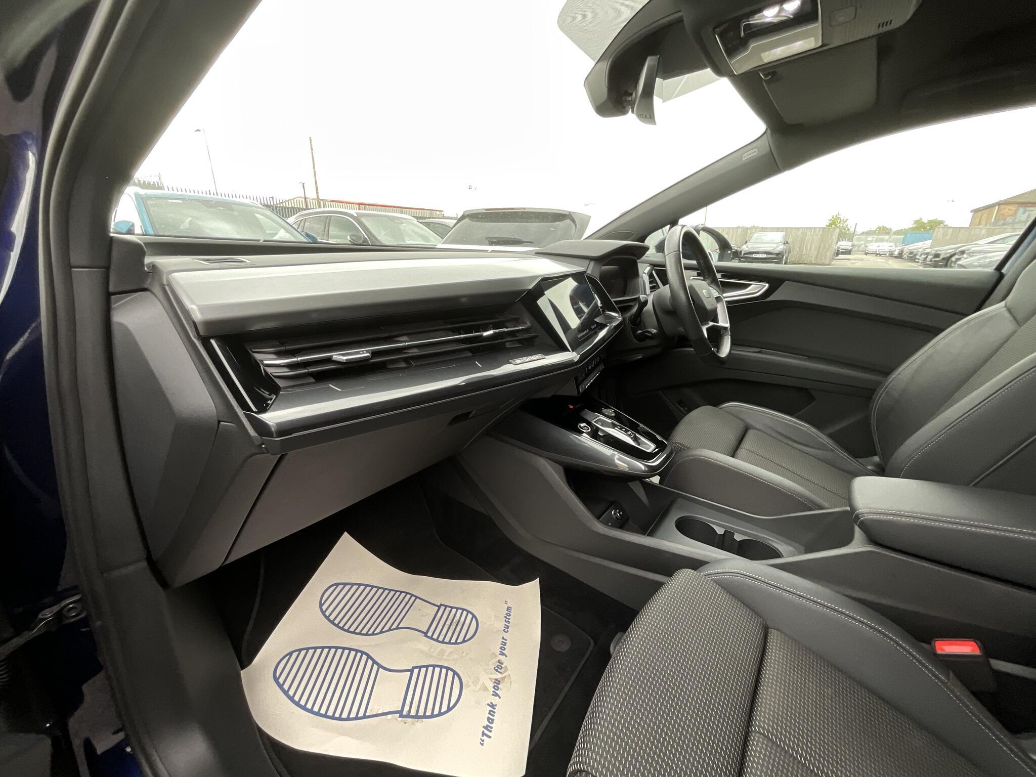 Audi Q4 E-Tron - Image 12