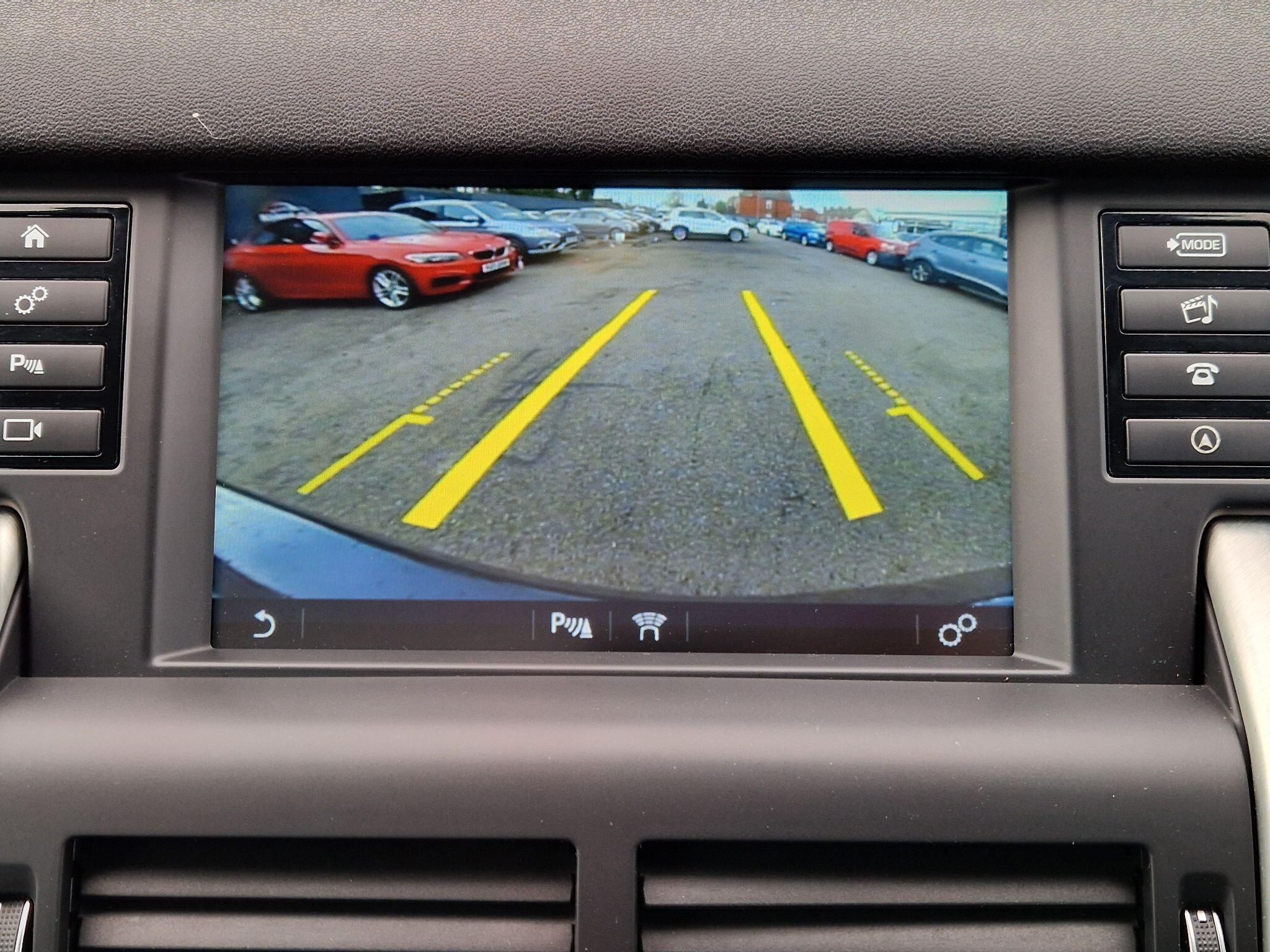 Land Rover DISCOVERY SPORT - Image 42