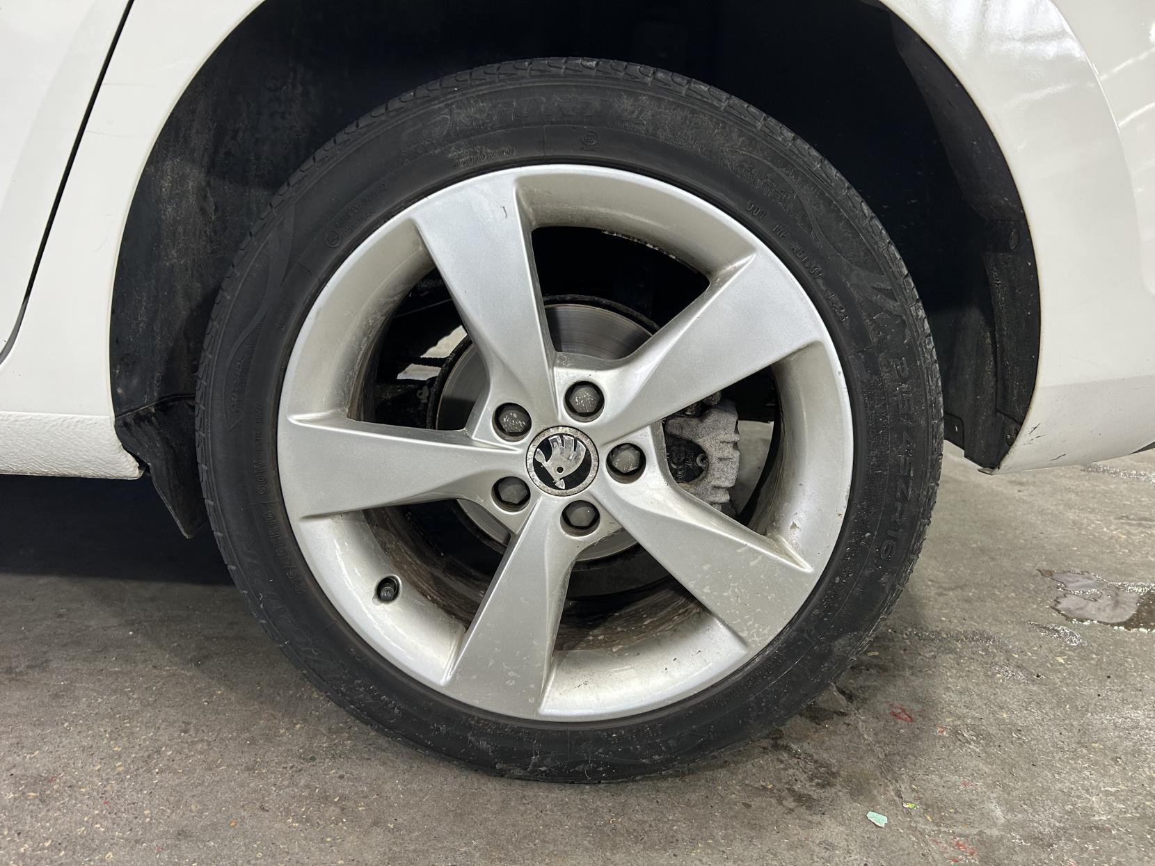Skoda Rapid Spaceback - Image 16