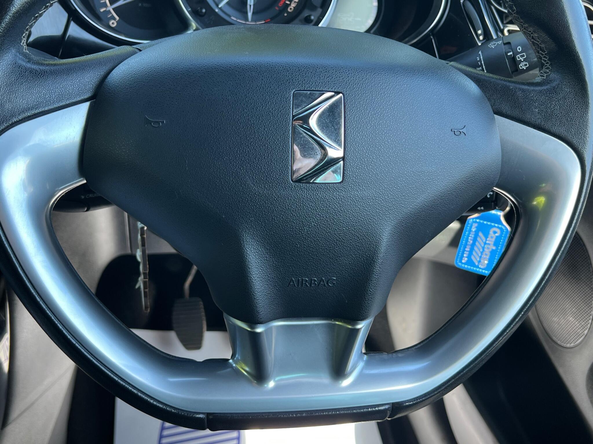DS AUTOMOBILES DS 3 - Image 16