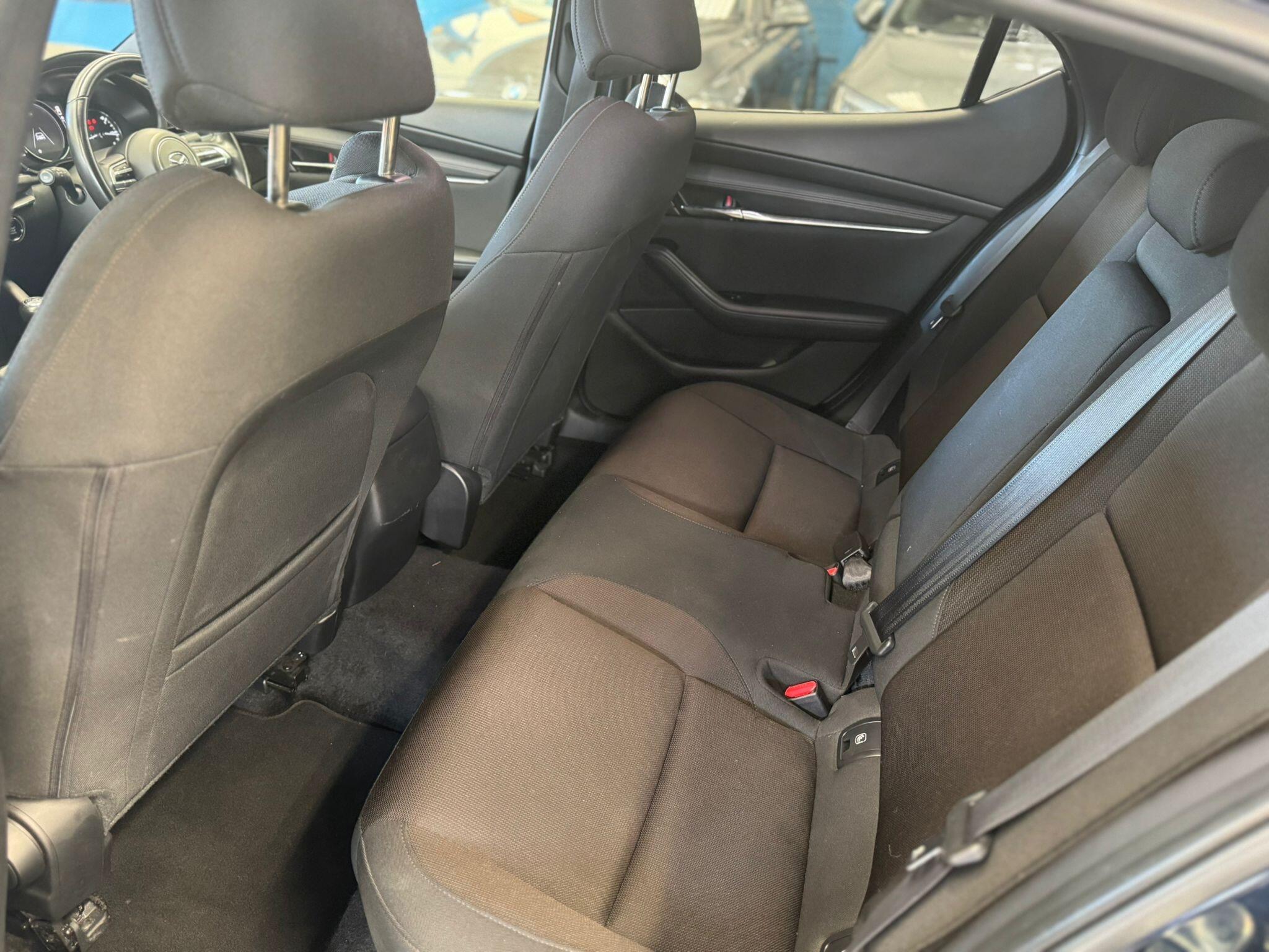 Mazda MAZDA3 - Image 32