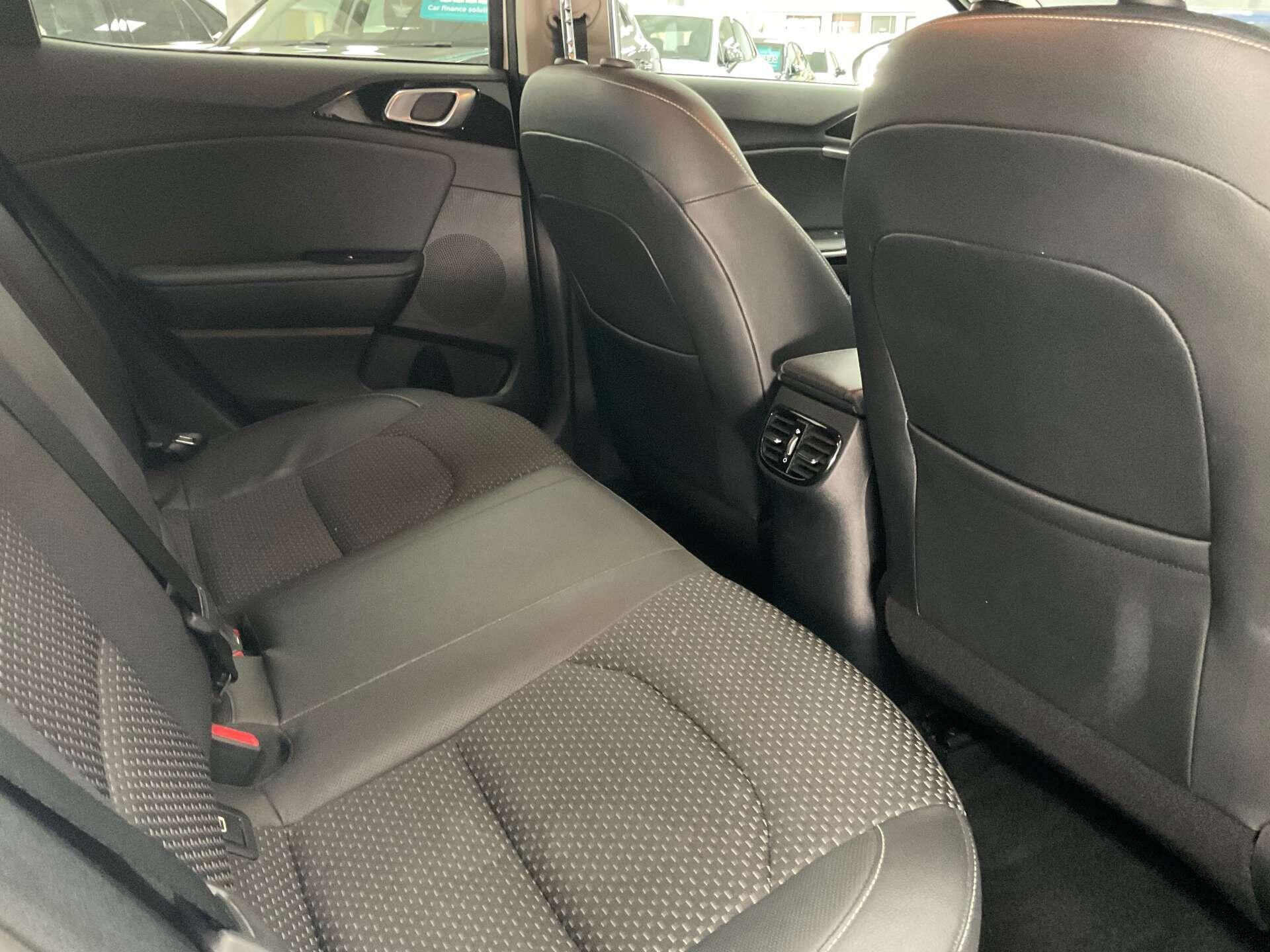 Kia XCeed - Image 37