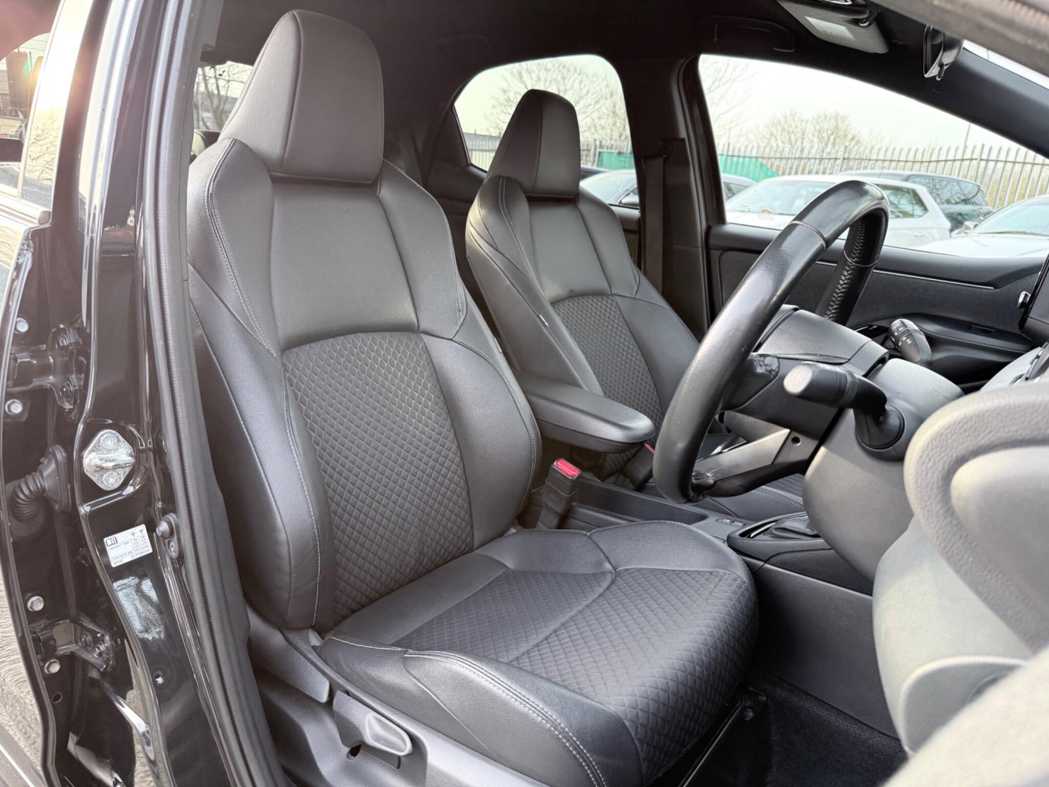 Toyota Yaris - Image 9