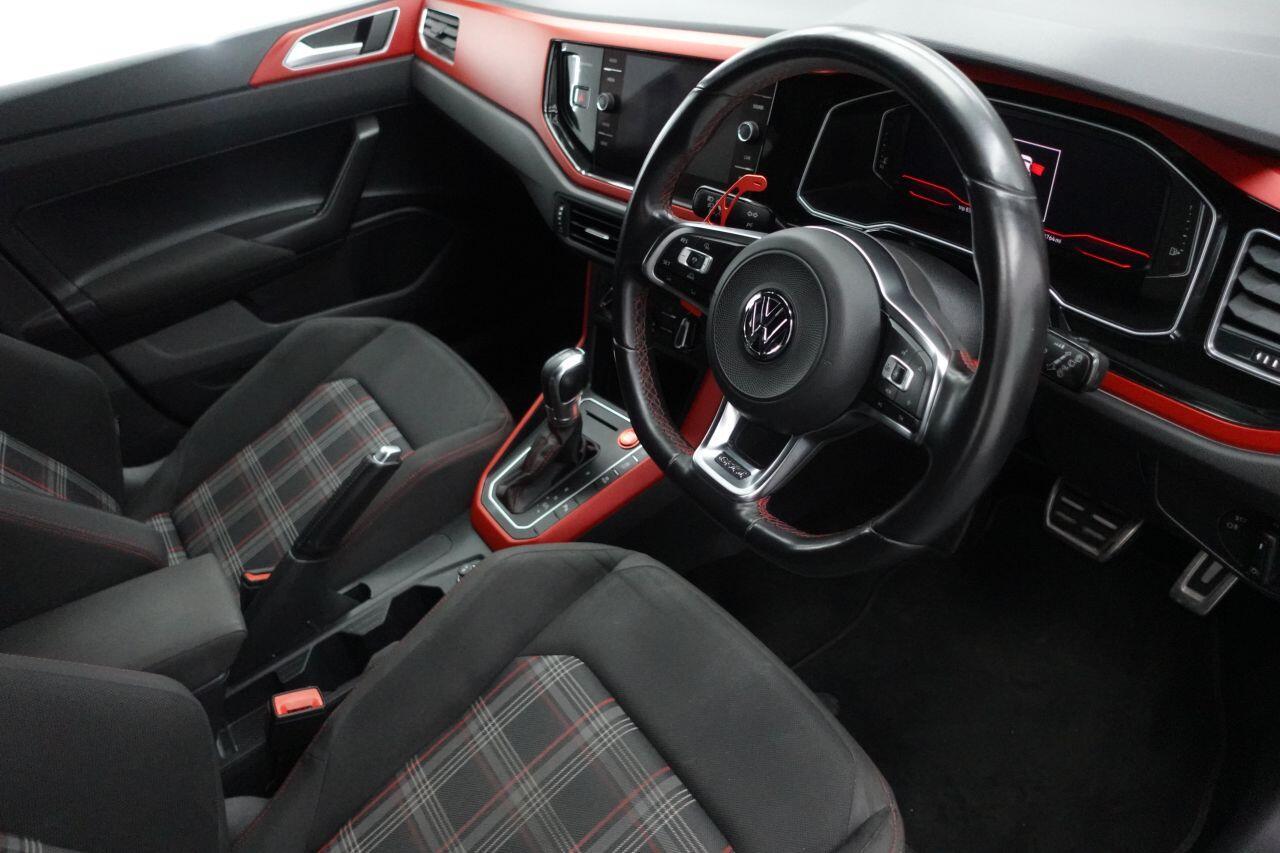 Volkswagen Polo - Image 15
