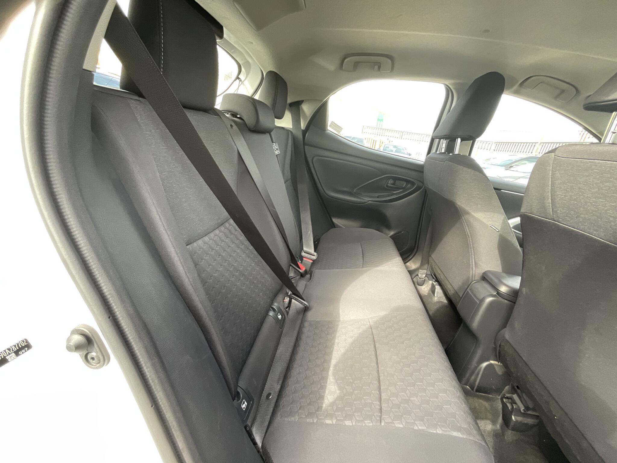 Mazda Mazda 2 Hybrid - Image 11