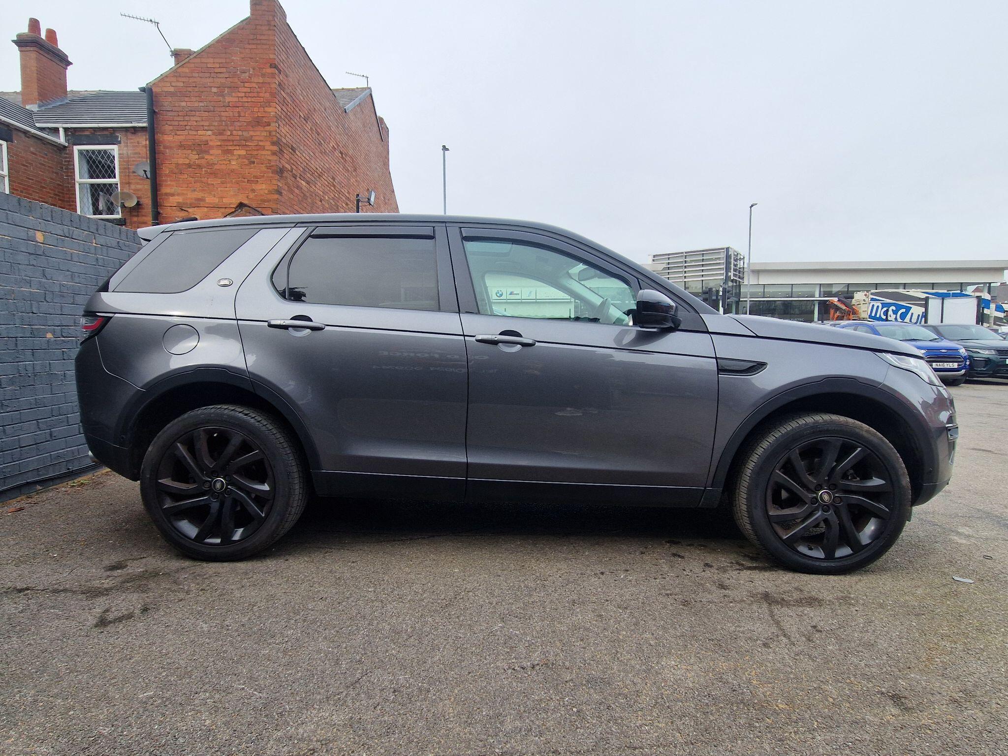 Land Rover DISCOVERY SPORT - Image 25