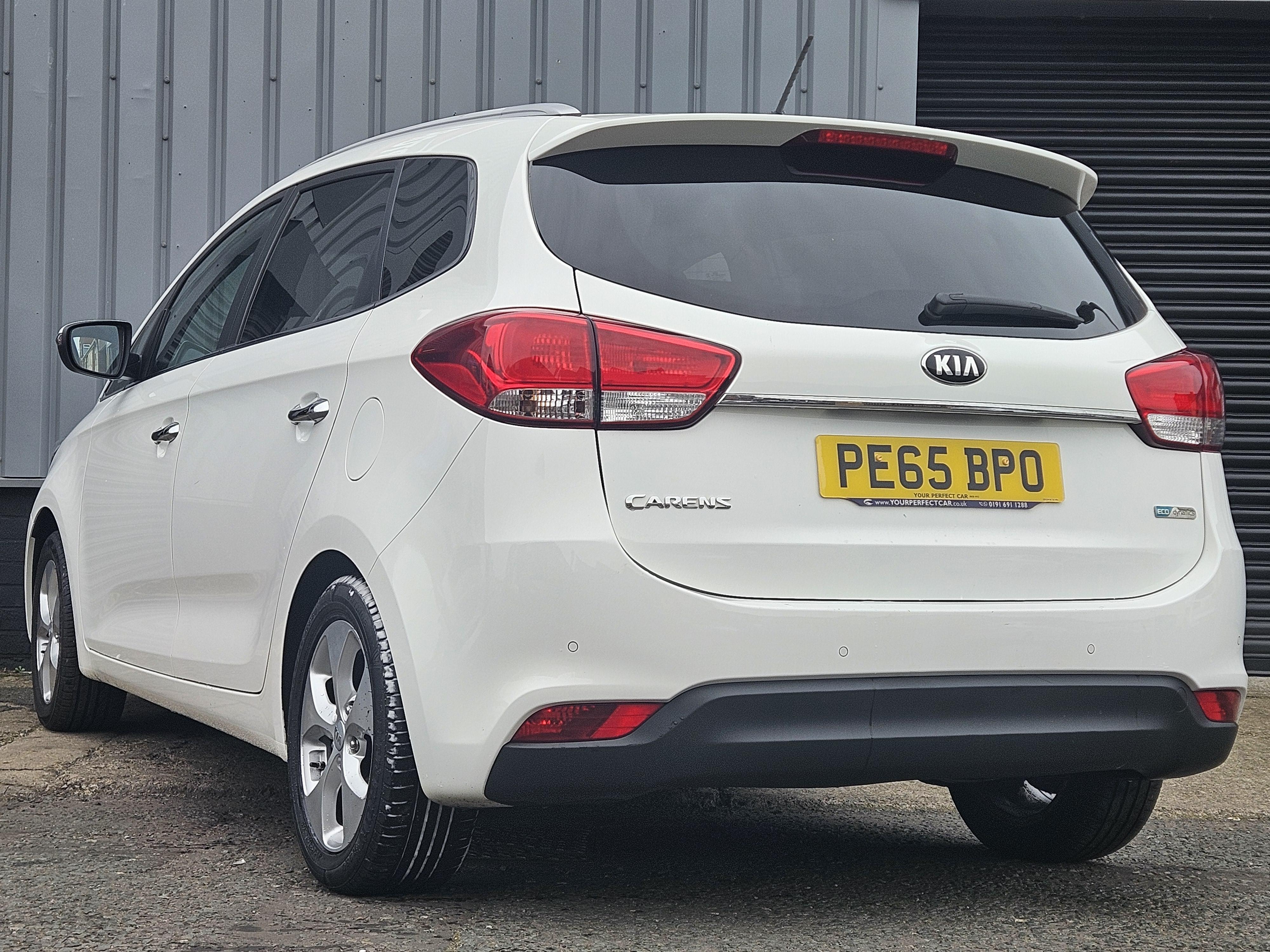 Kia Carens - Image 2