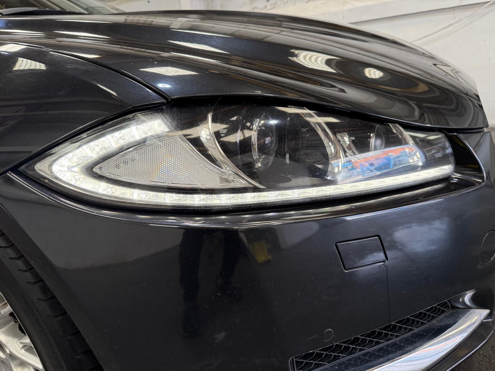 Jaguar XF - Image 12