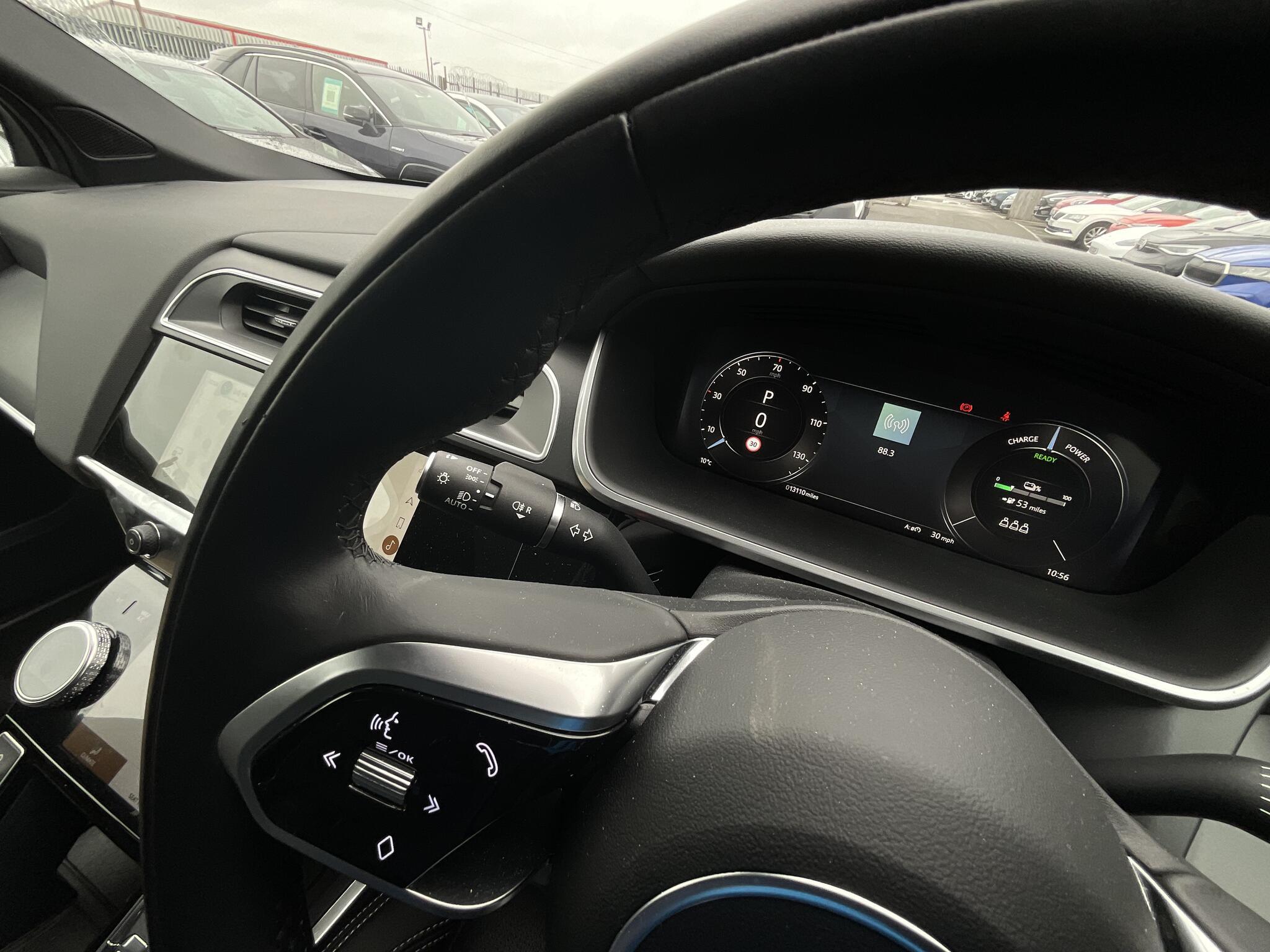 Jaguar I-Pace - Image 13