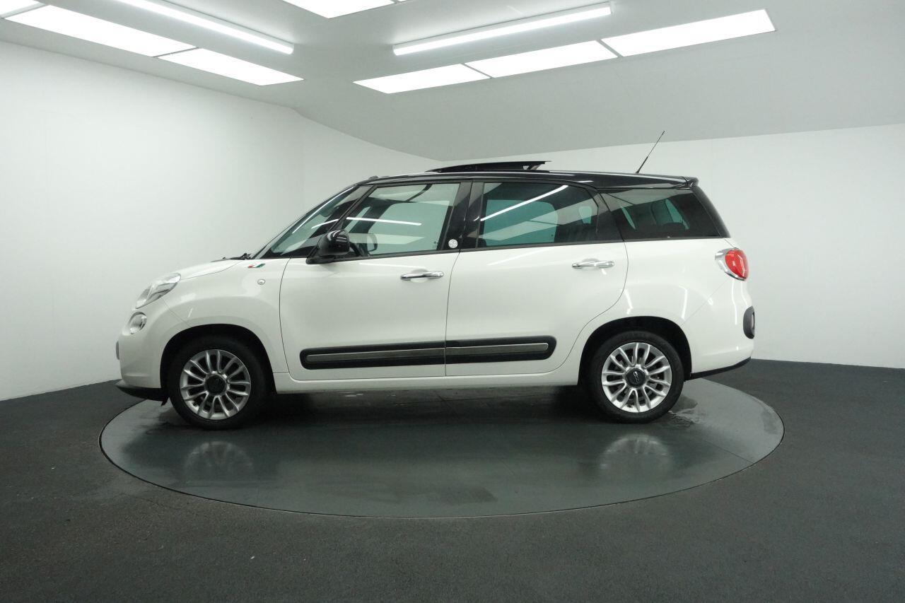 Fiat 500L - Image 8