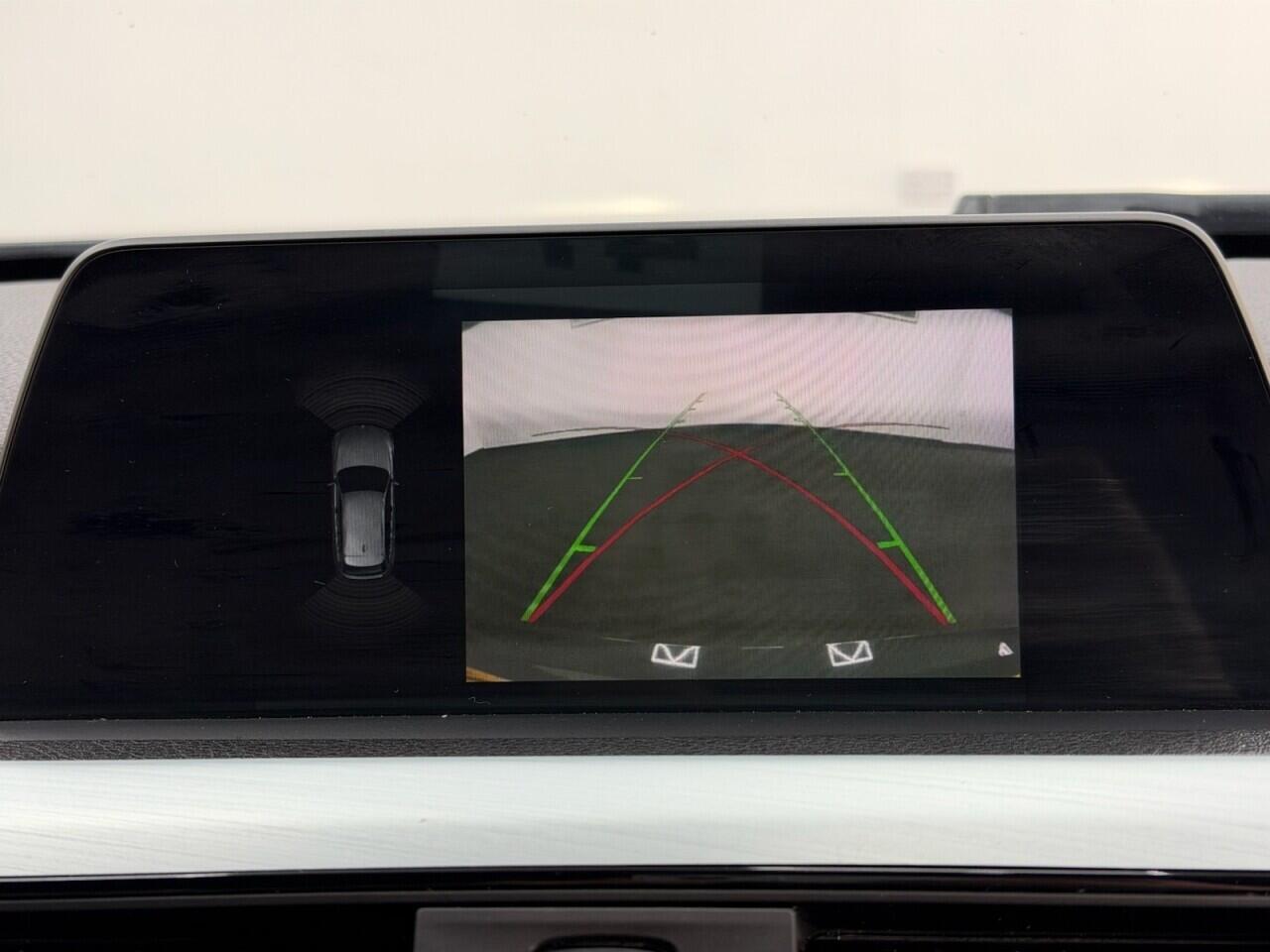 BMW 3 Series - Image 37