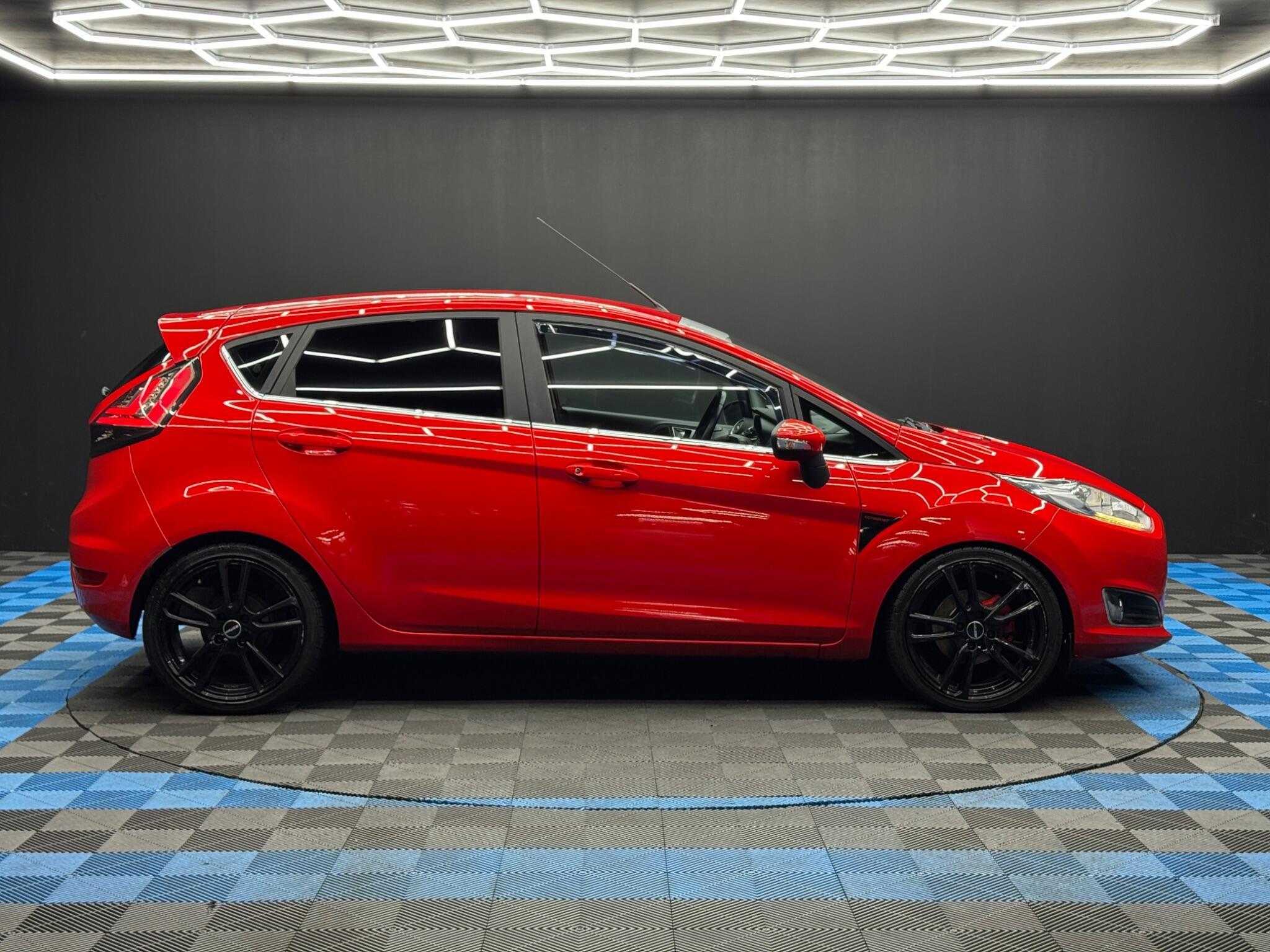 Ford Fiesta - Image 4