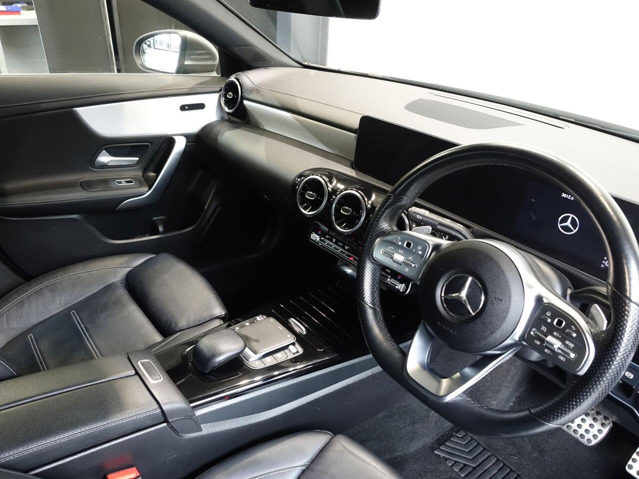 Mercedes-benz CLA - Image 2
