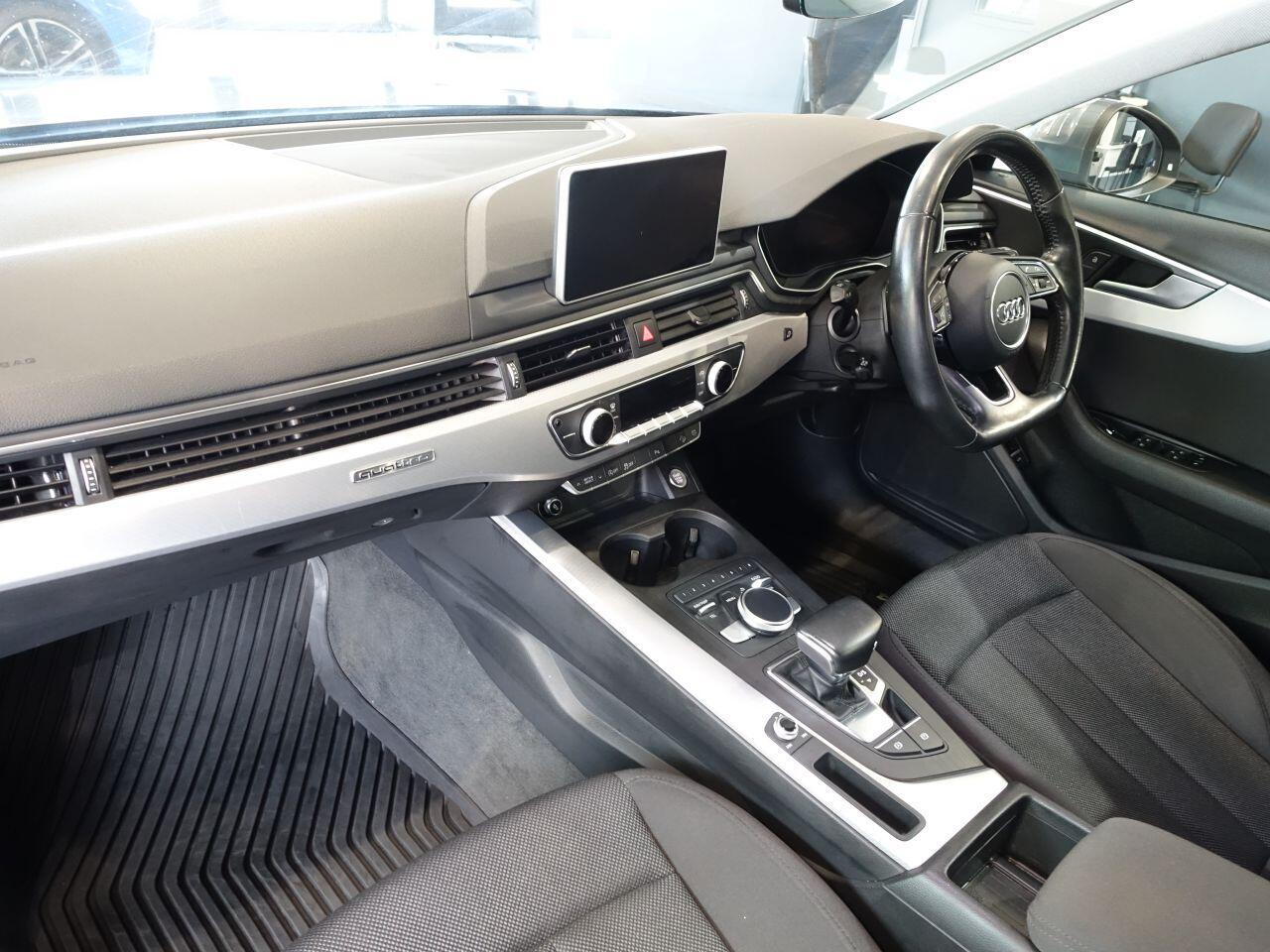 Audi A4 ALLROAD - Image 11