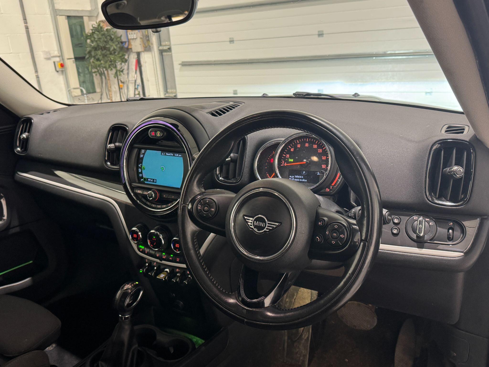 MINI Countryman - Image 19