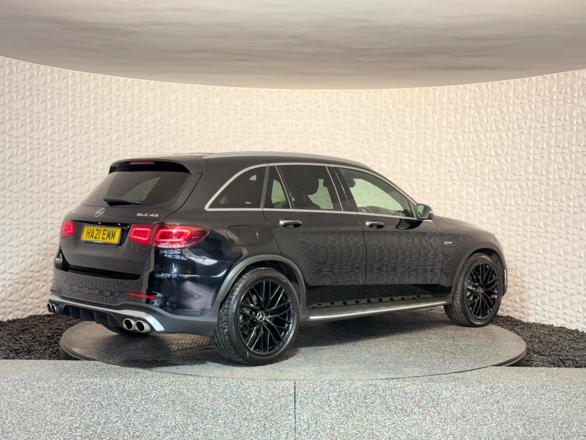Mercedes GLC - Image 10