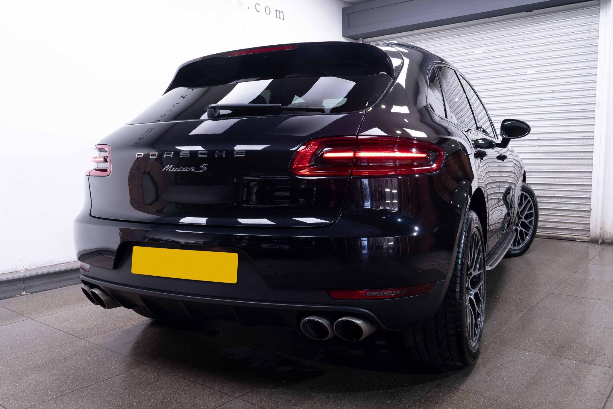 Porsche Macan - Image 7