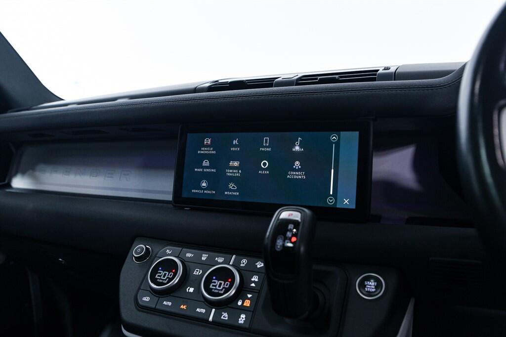Land Rover Defender 110 - Image 23